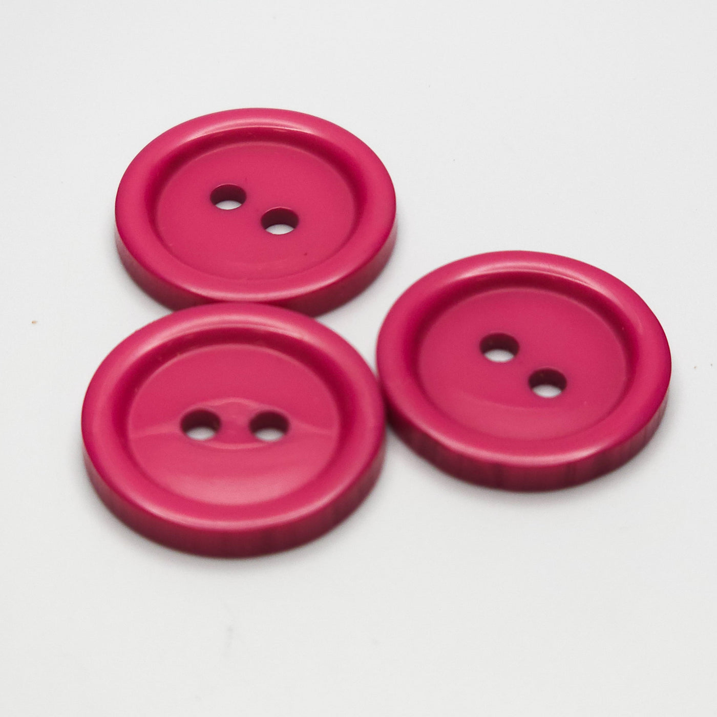 Buttons 18 mm magenta