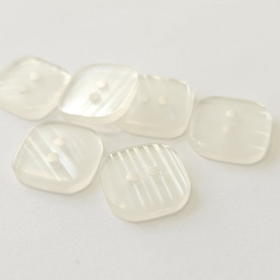 White buttons - 15 mm