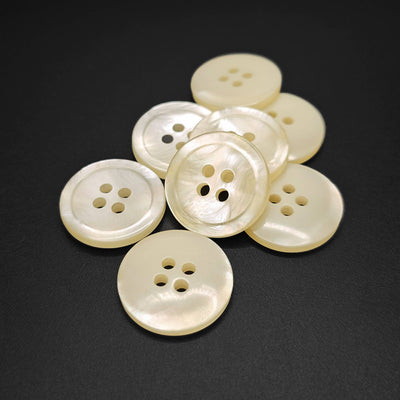Buttons White 18 mm