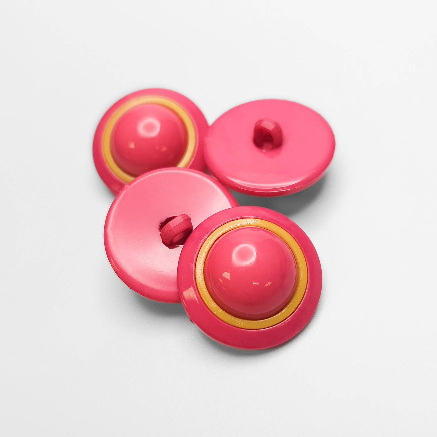 Buttons Pink and Yellow 23mm