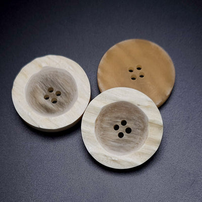 Buttons #509 - 31 mm