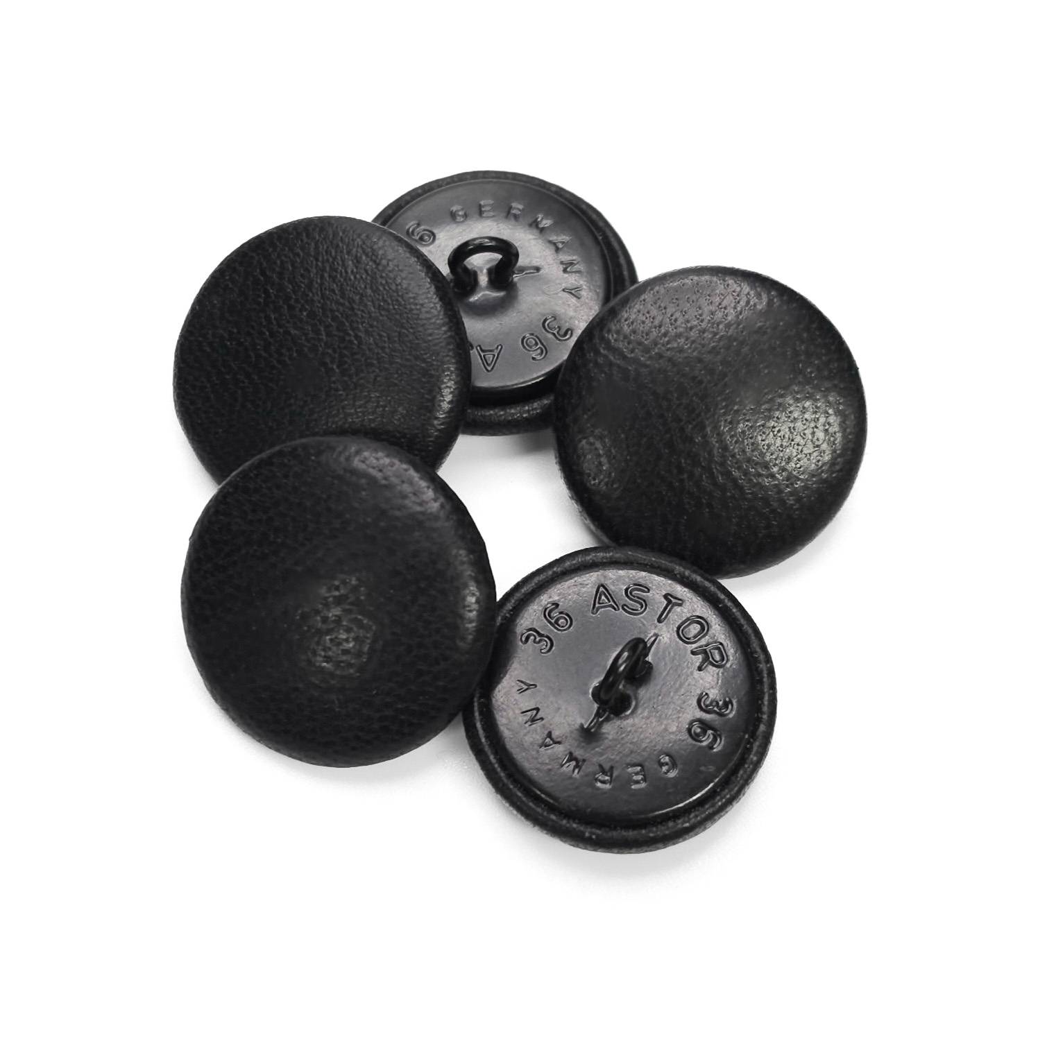 Sewing Buttons for Garments | Les Tissées
