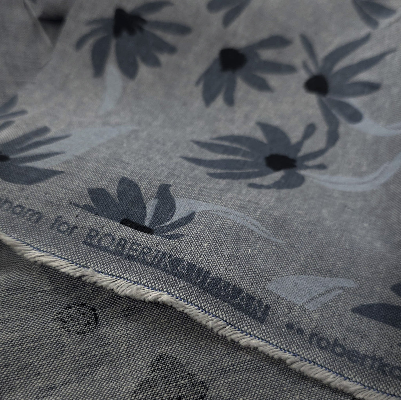 Around the Bend Canvas by Anna Graham pour Robert Kaufman | Graphite