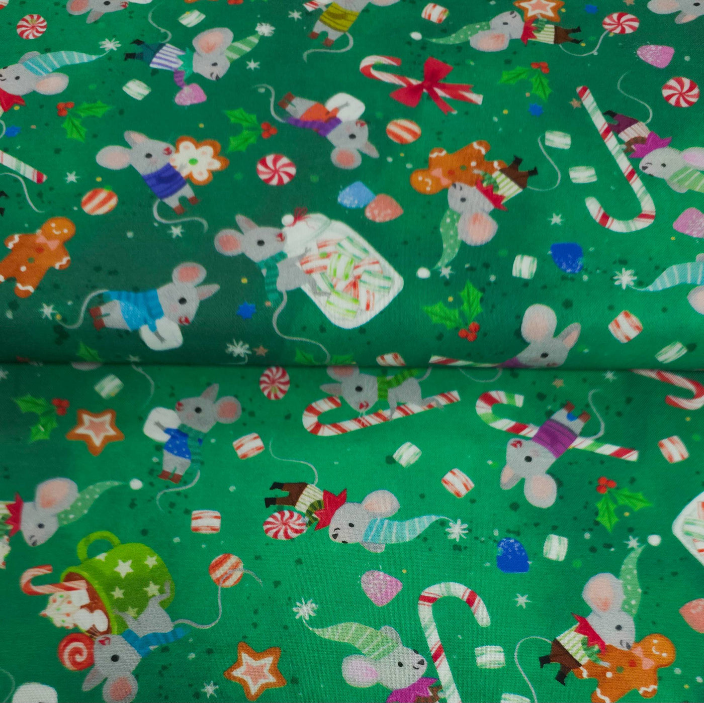 100% Cotton | Jingle Pals | Holly | Robert Kaufman