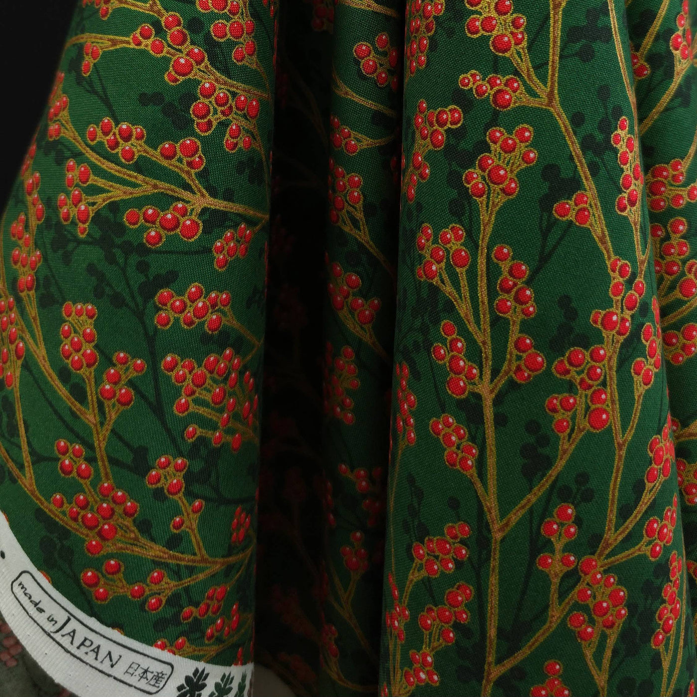 100% Cotton | Holiday Flourish | Festive Finery | Pine | Robert Kaufman