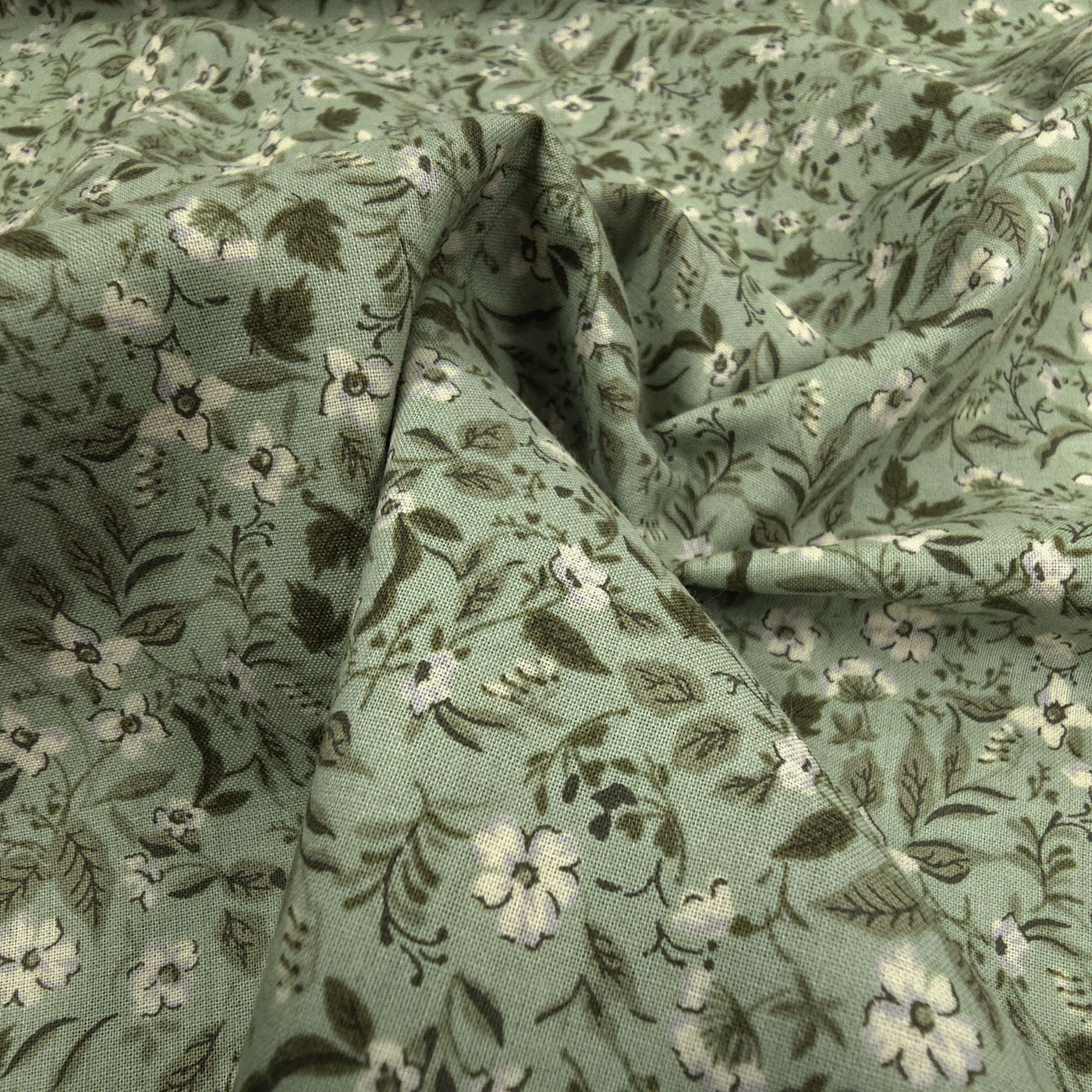 Sevenberry Petite Nostalgia Lawn | Sage | Robert Kaufman