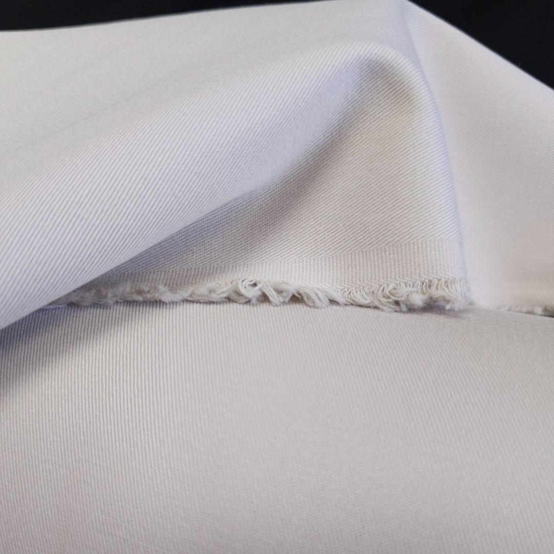 The CLASIK FINE COTON GABARDINE バルカラーコート ファッション