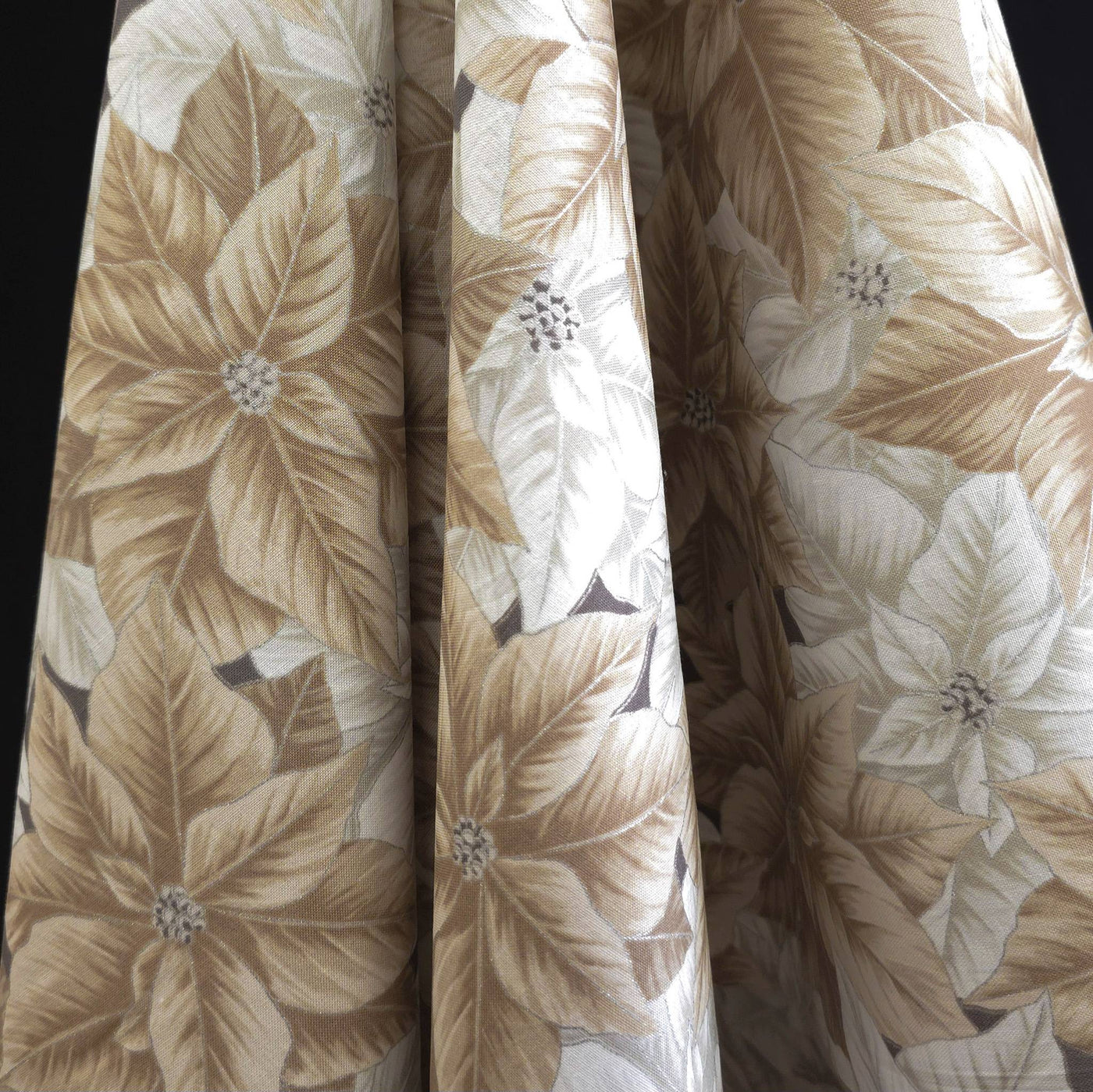 100% Cotton | Holiday Flourish | Festive Finery | White | Robert Kaufman