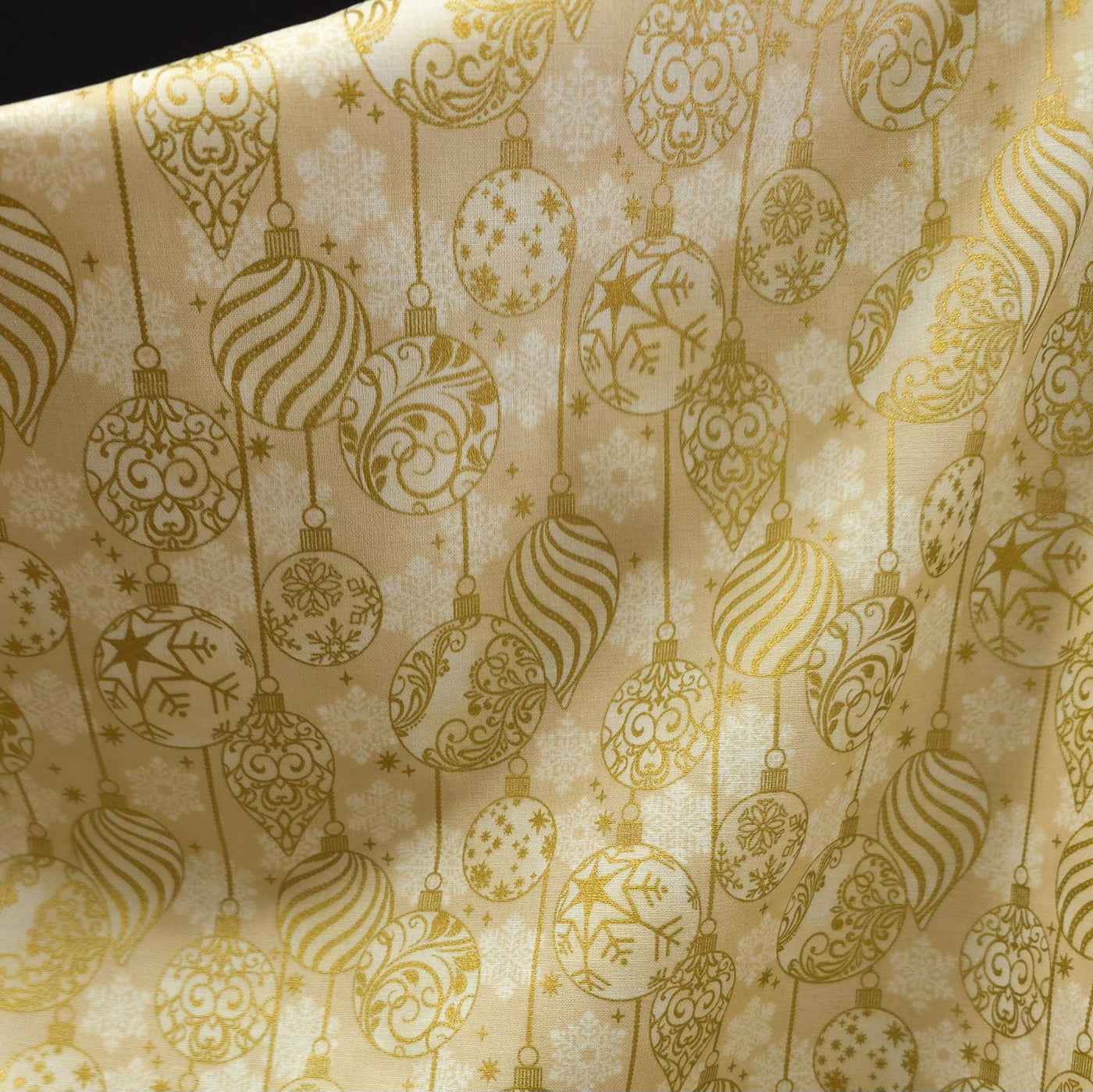 100% Cotton | Traditional Trimmings | Cream | Robert Kaufman