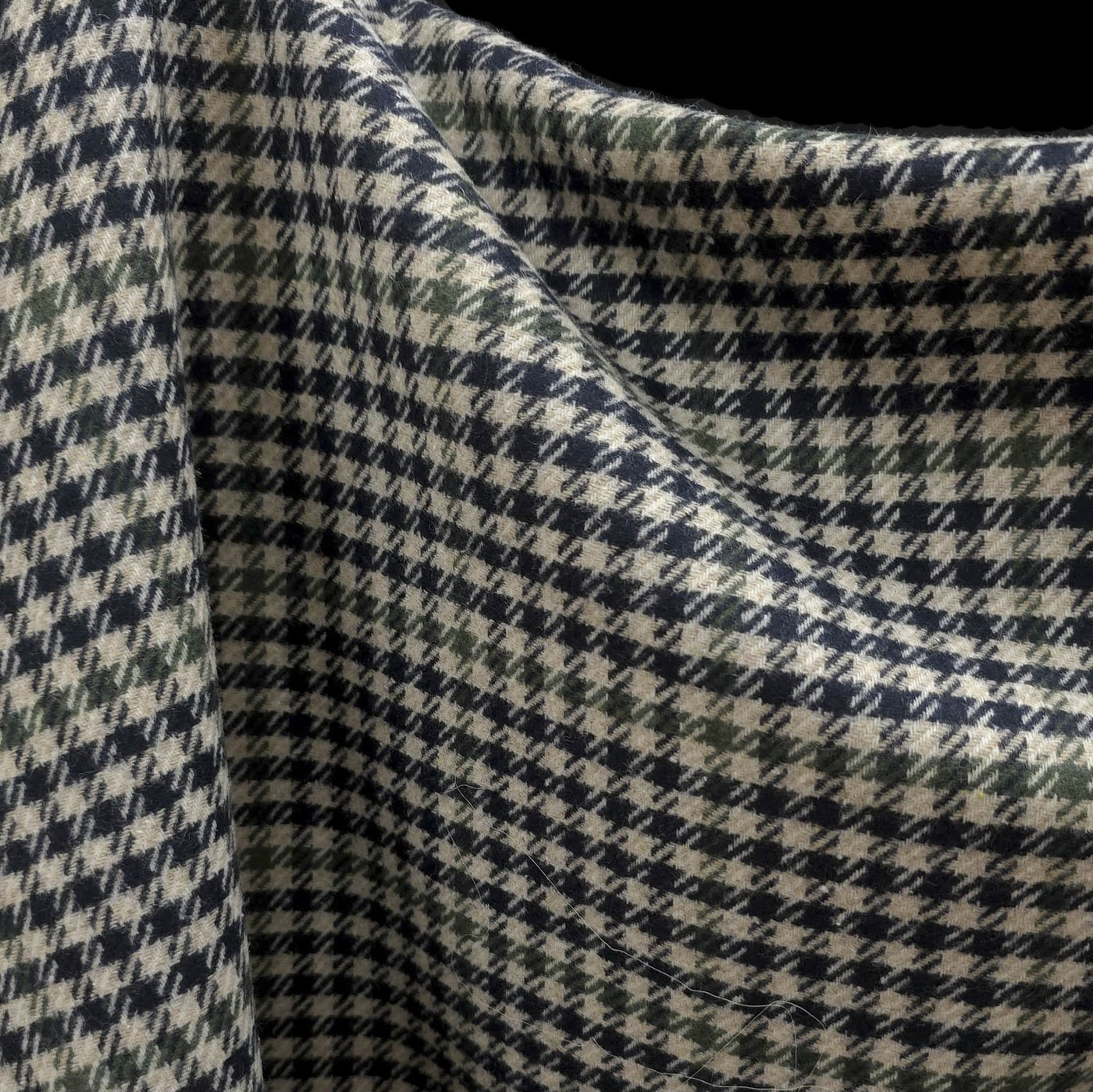 Wool Blend | Houndstooth | Navy & Green