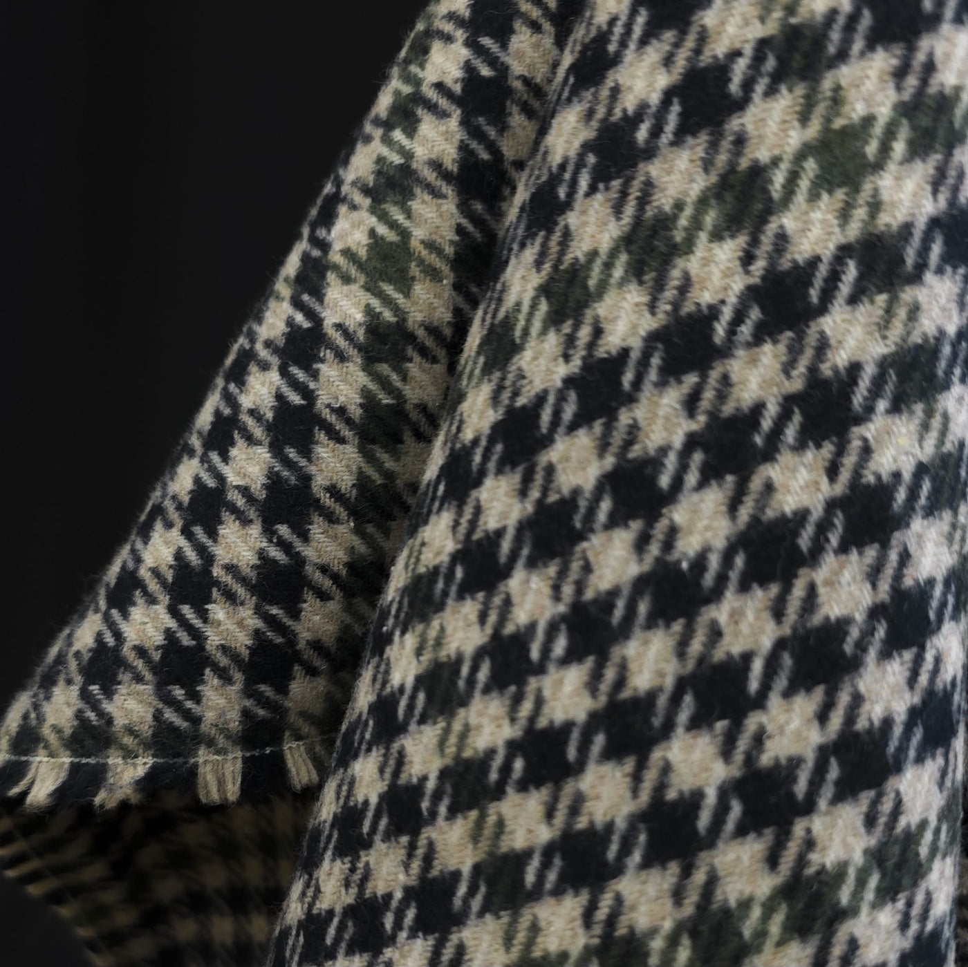 Wool Blend | Houndstooth | Navy & Green