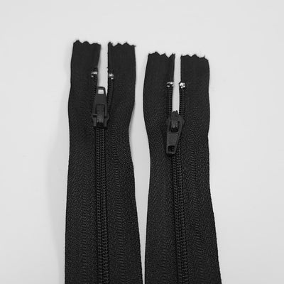 Closed-End Nylon Coil Zipper #3 | 9.5" / 24 cm