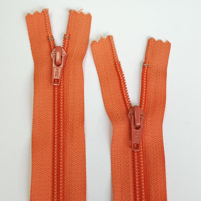 Closed-End Nylon Coil Zipper #7 | 8" / 20 cm