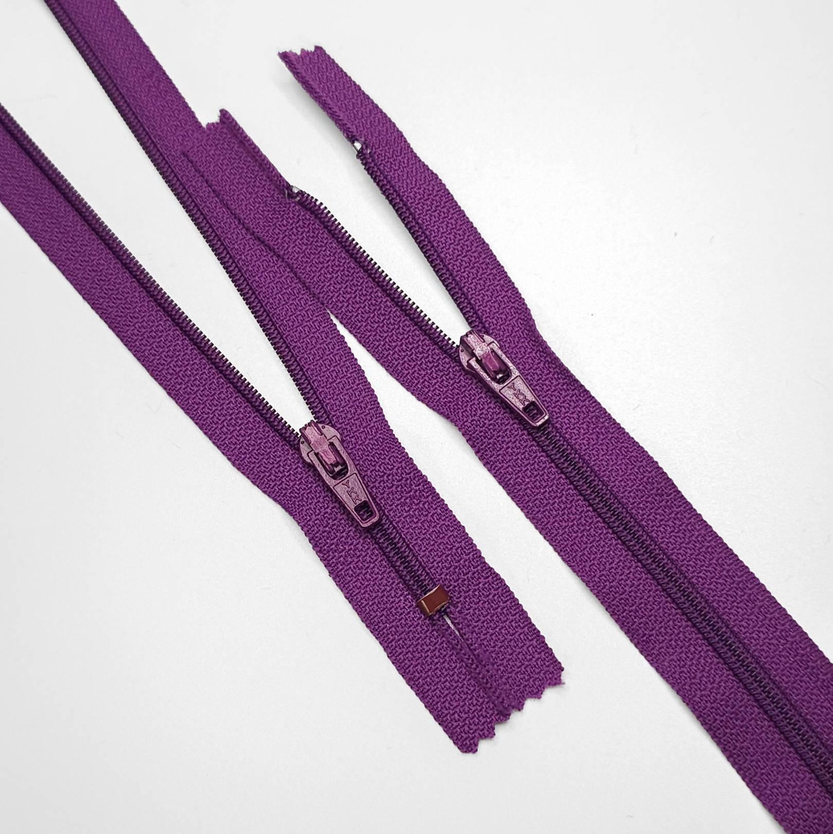 Buy Quality Zippers Online | Large Selection for Sewing | Les Tissées