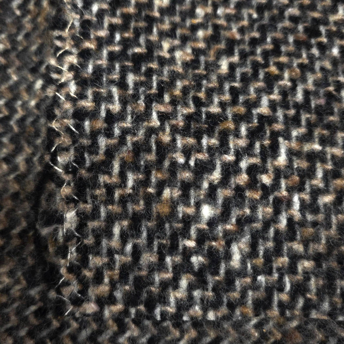 Pure Virgin Wool | Tweed | Black & Brown