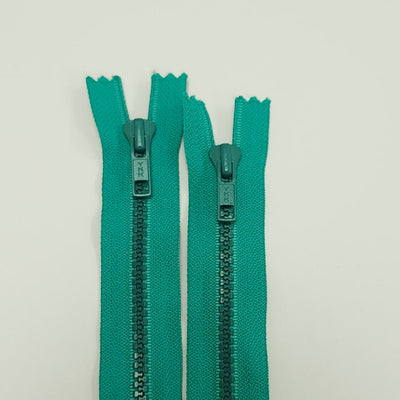 Molded Plastic Zipper | Closed End | #5 | 6.5" / 16.5 cm