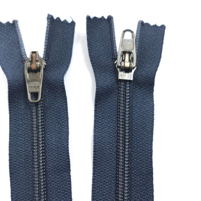 YKK | Closed End Zipper | #4.5 | 3.5" / 9 cm | Navy