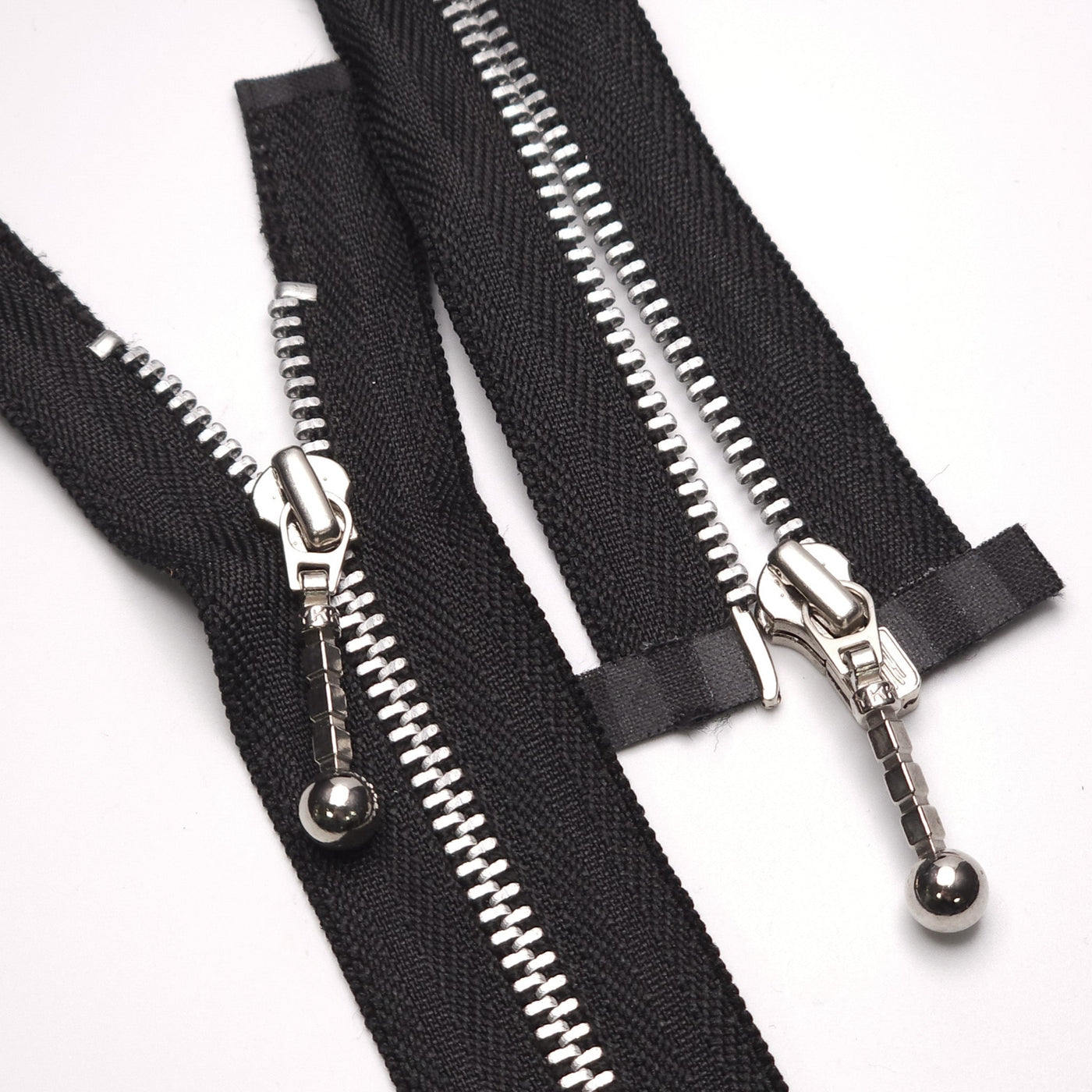 YKK | Open End Zipper | Metal | Black | #3 | 15'' - 38 cm