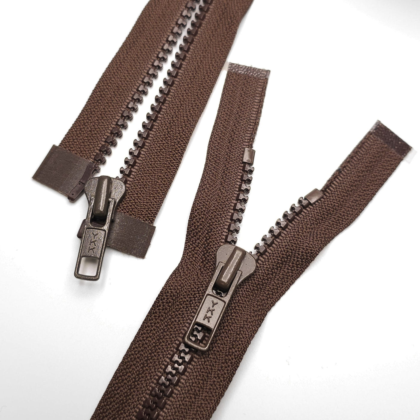 YKK | Open End Zipper | Molded Plastic | Brown | #5 | 22.5'' - 57 cm