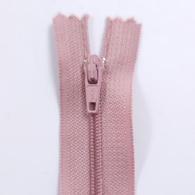 Closed End Nylon Coil Zipper | #3 | 4.5" / 11.5 cm