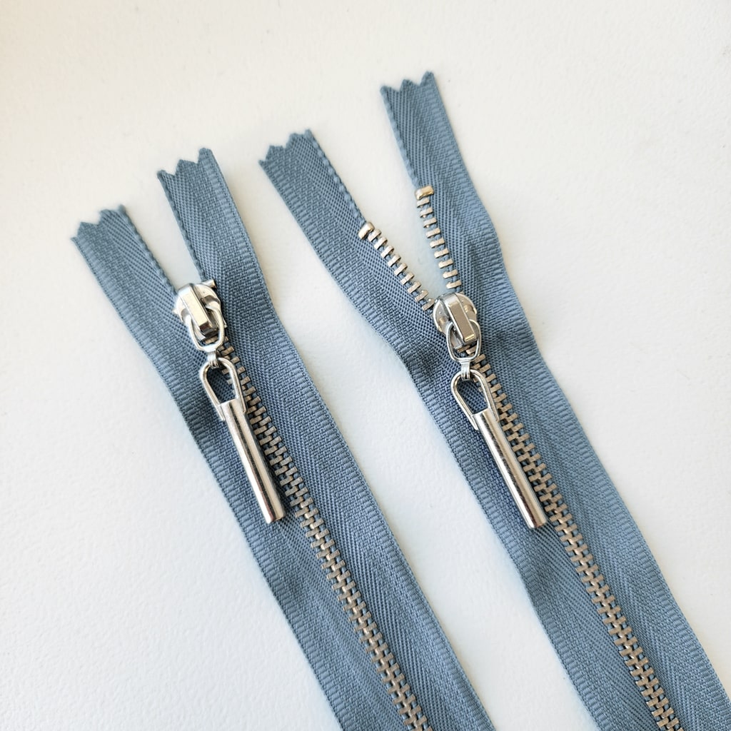 KKF | Zipper | Nickel  | #3 | 11" / 27 cm | Light Blue 