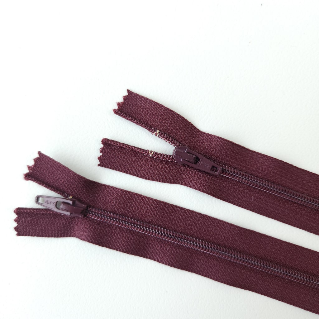Zipper  | YKK | #3 | 7" / 17 cm - Burgundy