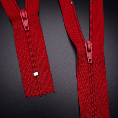 Closed-End Nylon Coil Zipper #3 | 16" / 40 cm