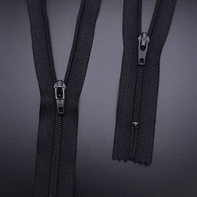 Closed-End Nylon Coil Zipper #3 | 22" / 56 cm