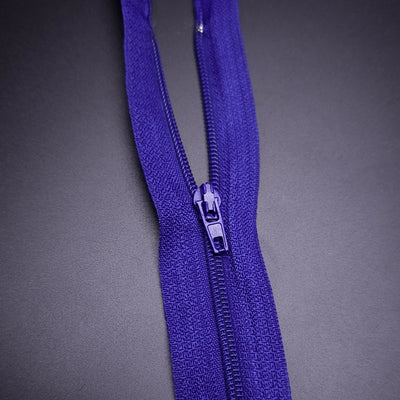 Closed-End Nylon Coil Zipper #3 | 15" / 38 cm
