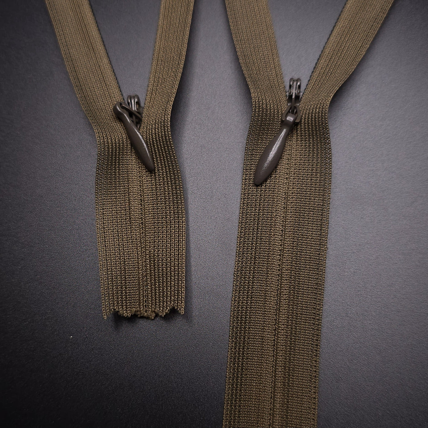 Closed End Invisible Zipper | #2 | 8" / 20 cm
