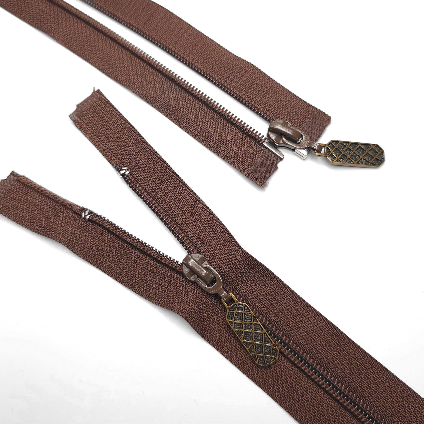 Open End Zipper | Nylon Coil | #5 | Brown | 16'' - 40cm