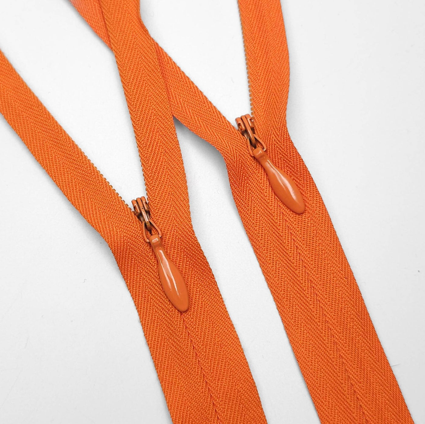 Closed End Invisible Zipper | #5 | Orange | 17 3/4'' - 45 cm