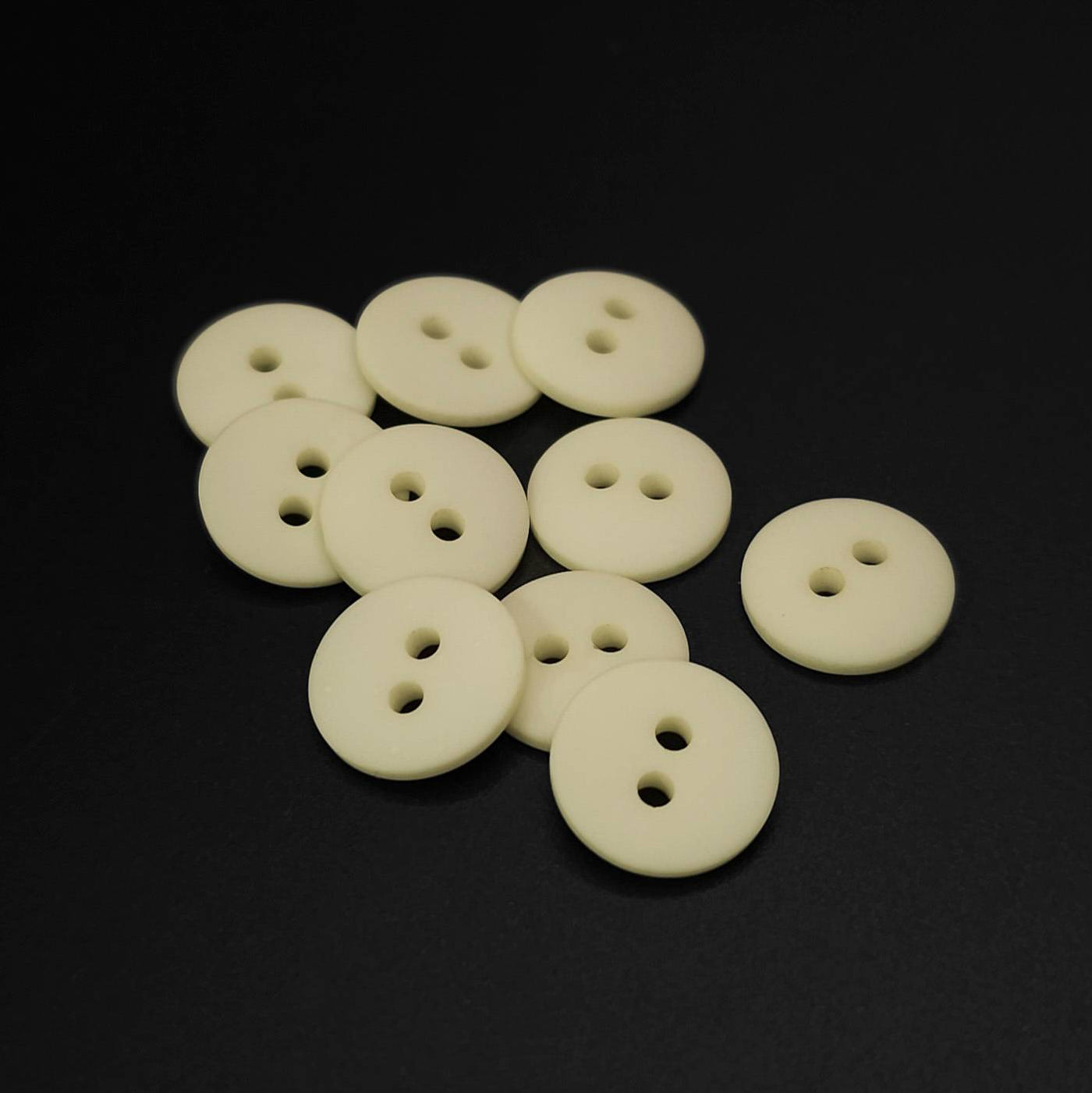 Buttons Off White 12 mm
