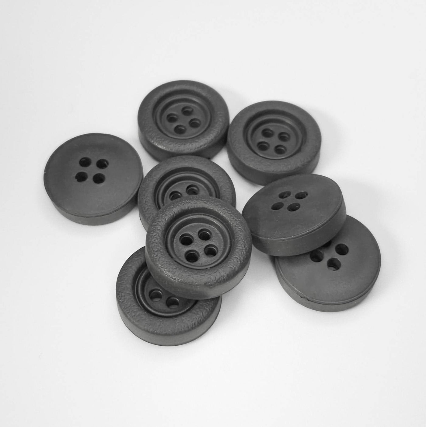 Buttons Dark Gray 18 mm