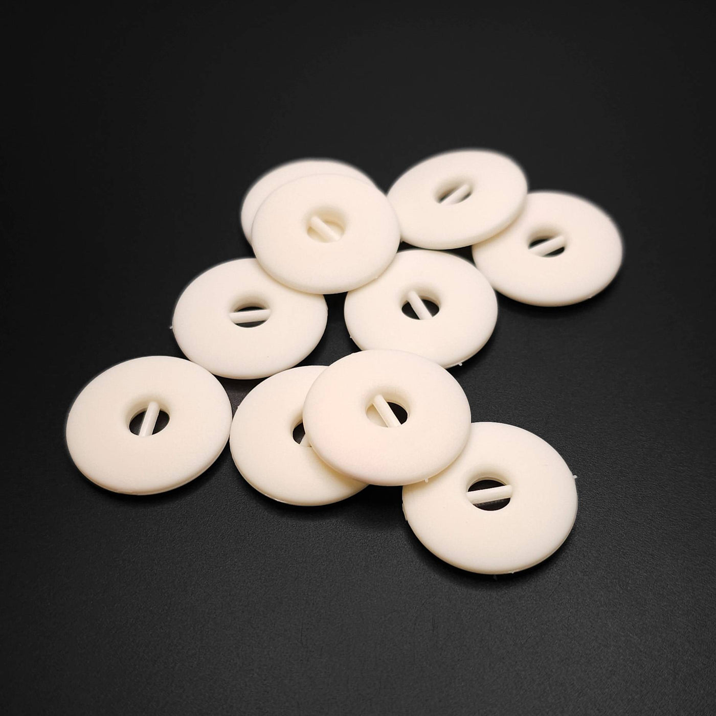 Buttons White 22 mm