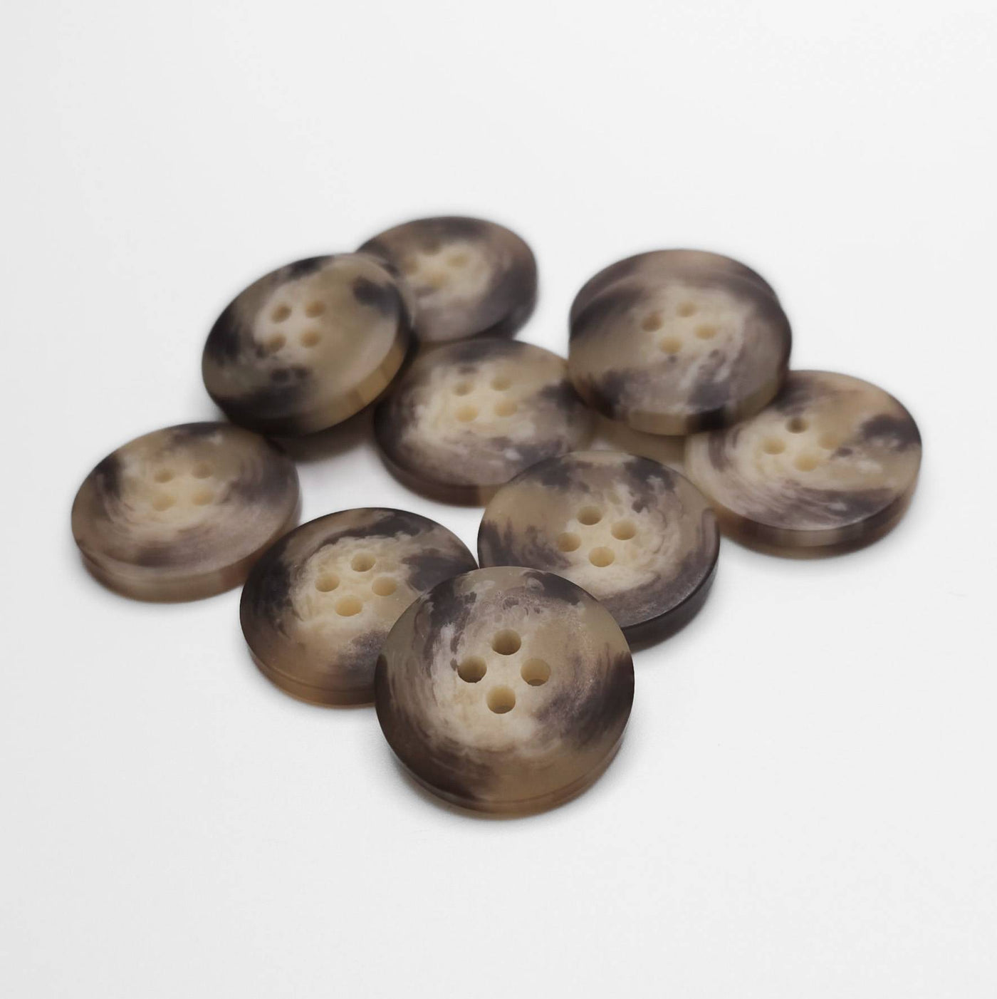 buttons beige and brown 20mm