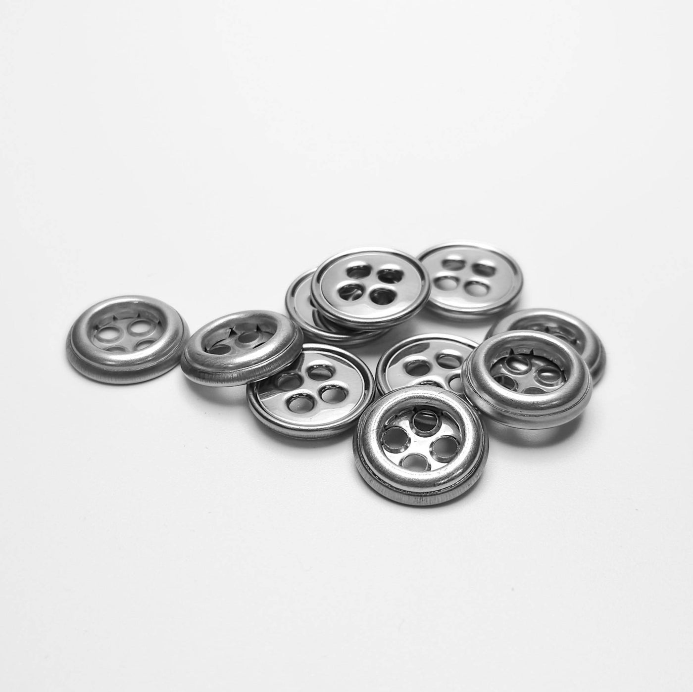 buttons silver 15mm