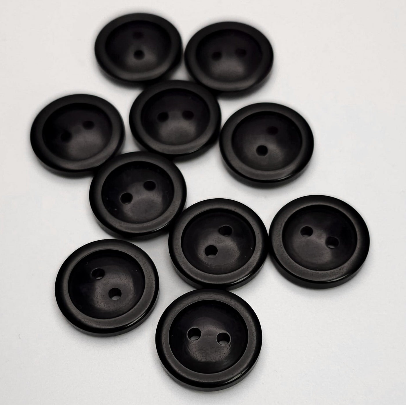 Buttons #440 - 17 mm