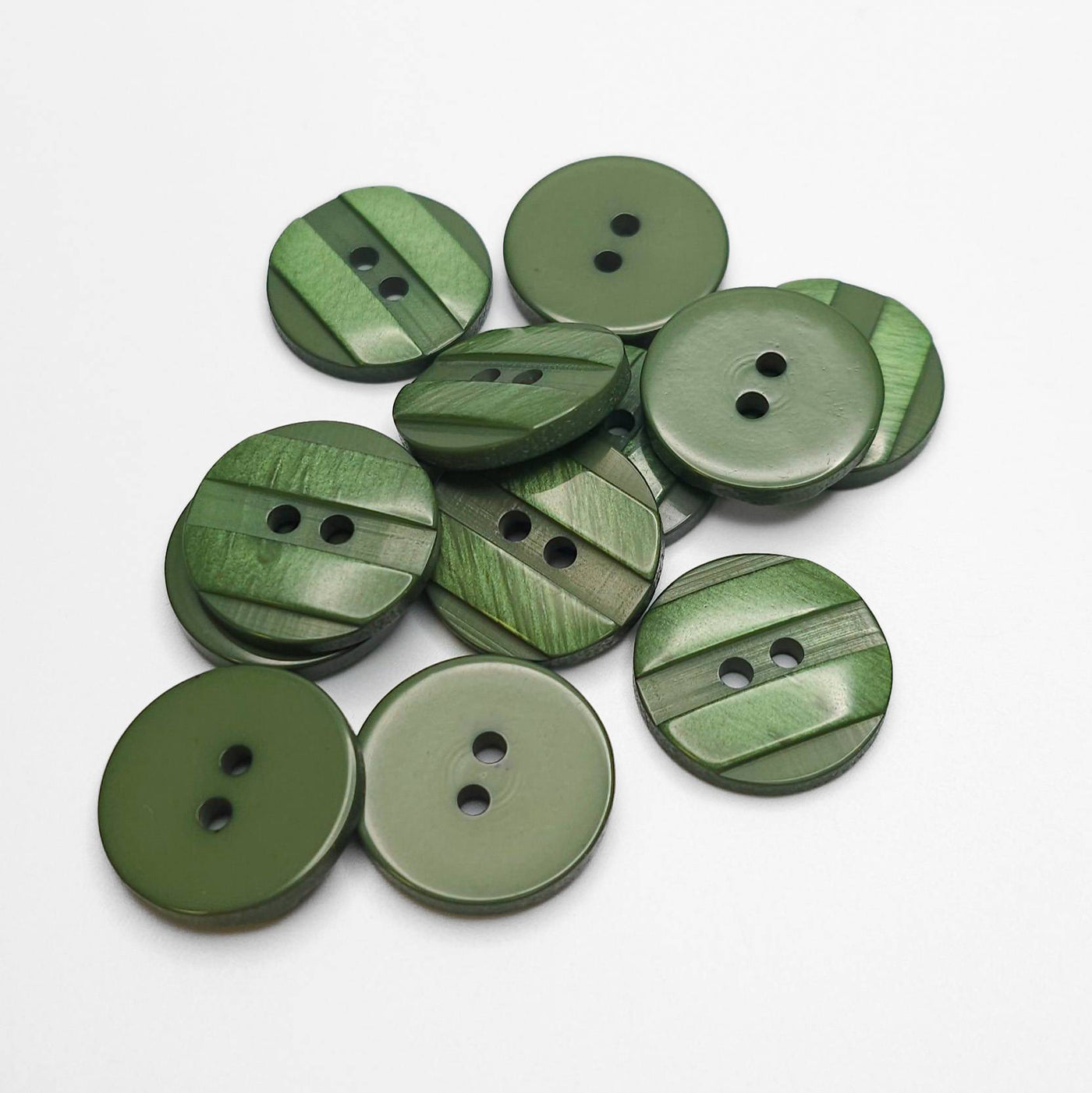 Buttons Green 18 mm