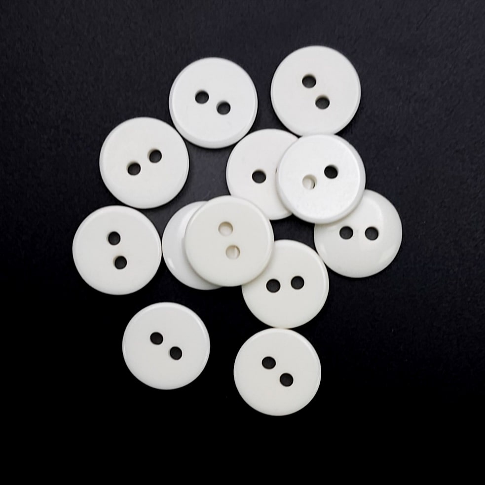 Buttons #530 - 11 mm