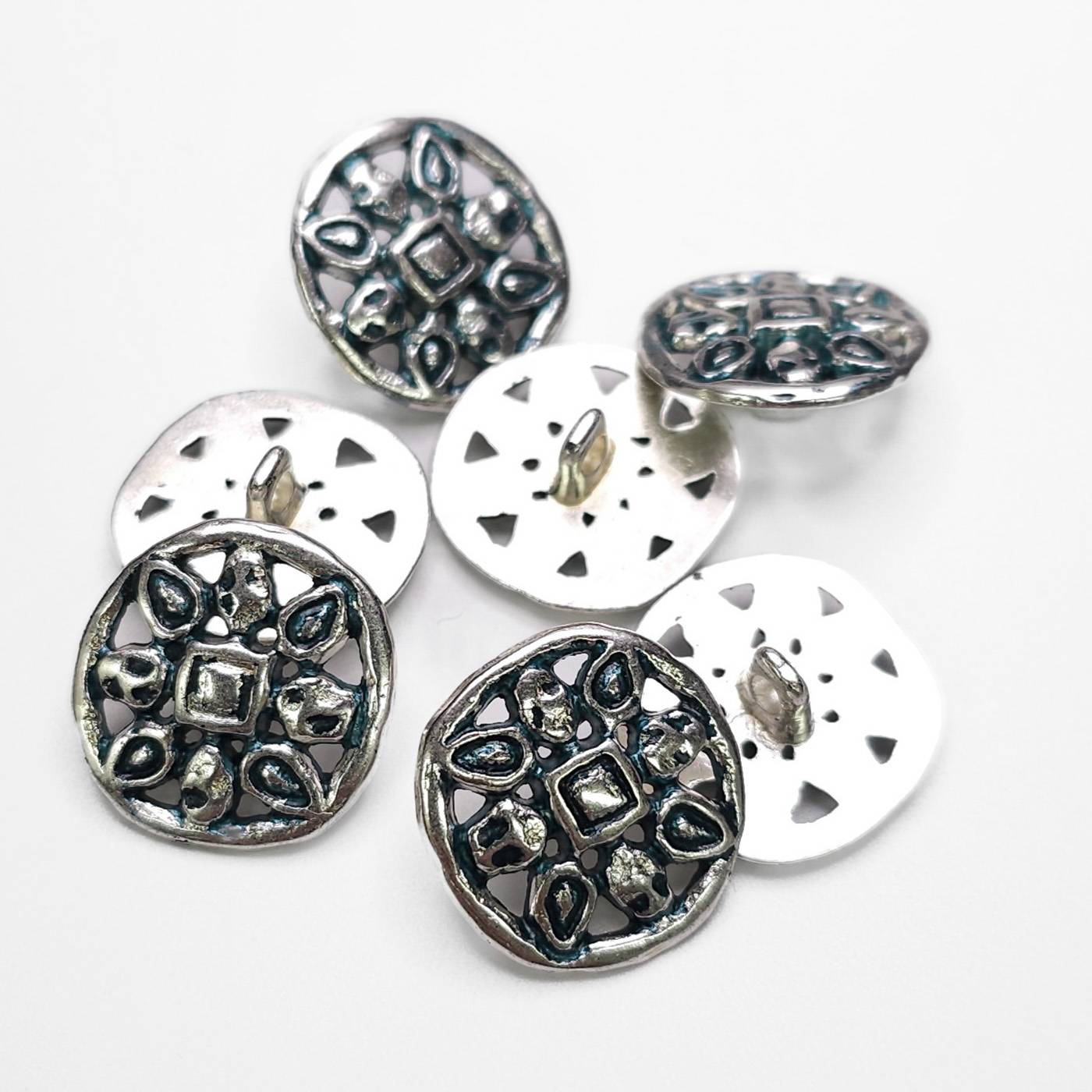 Buttons Silver 20 mm 