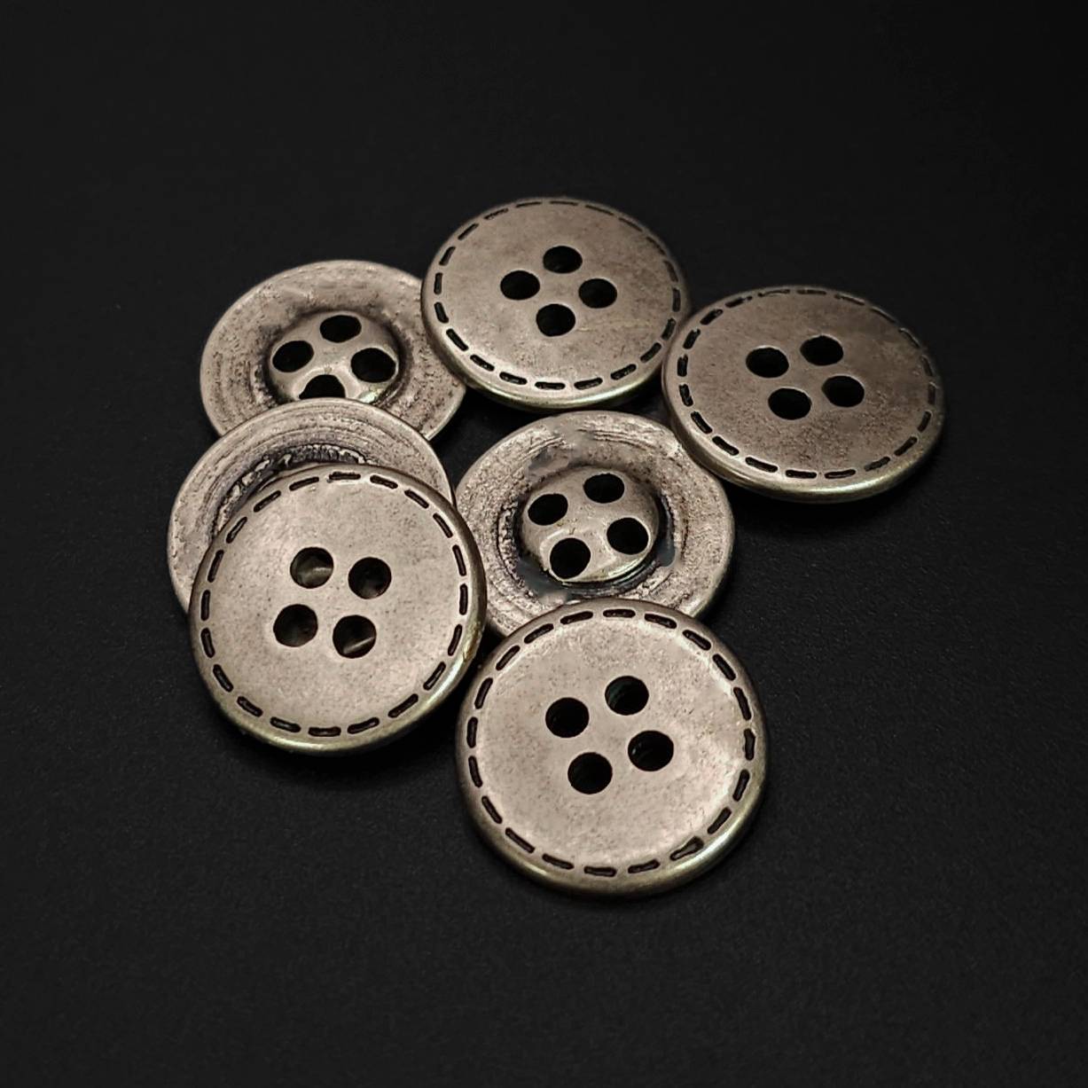 Buttons Silver 15 mm