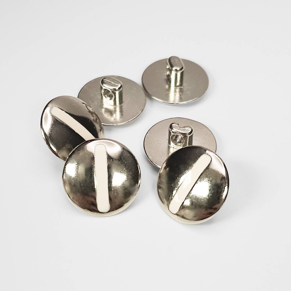 Buttons Silver and White 15 mm