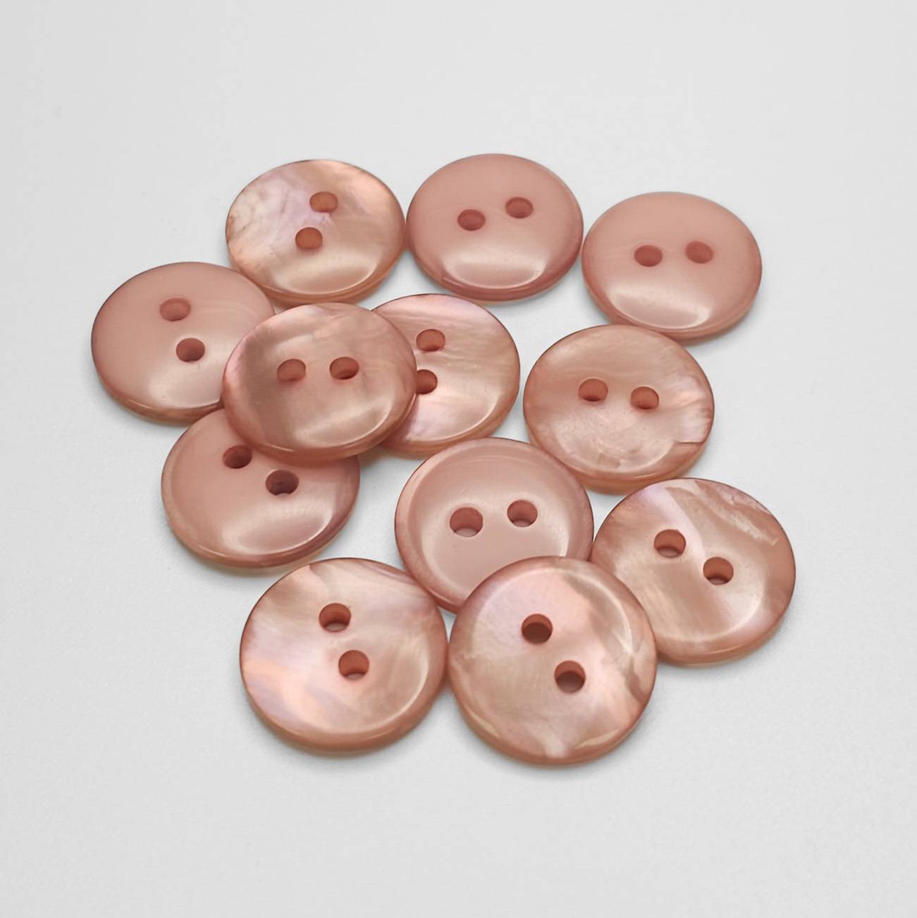 Shop Canada’s Largest Collection of Buttons | Les Tissées