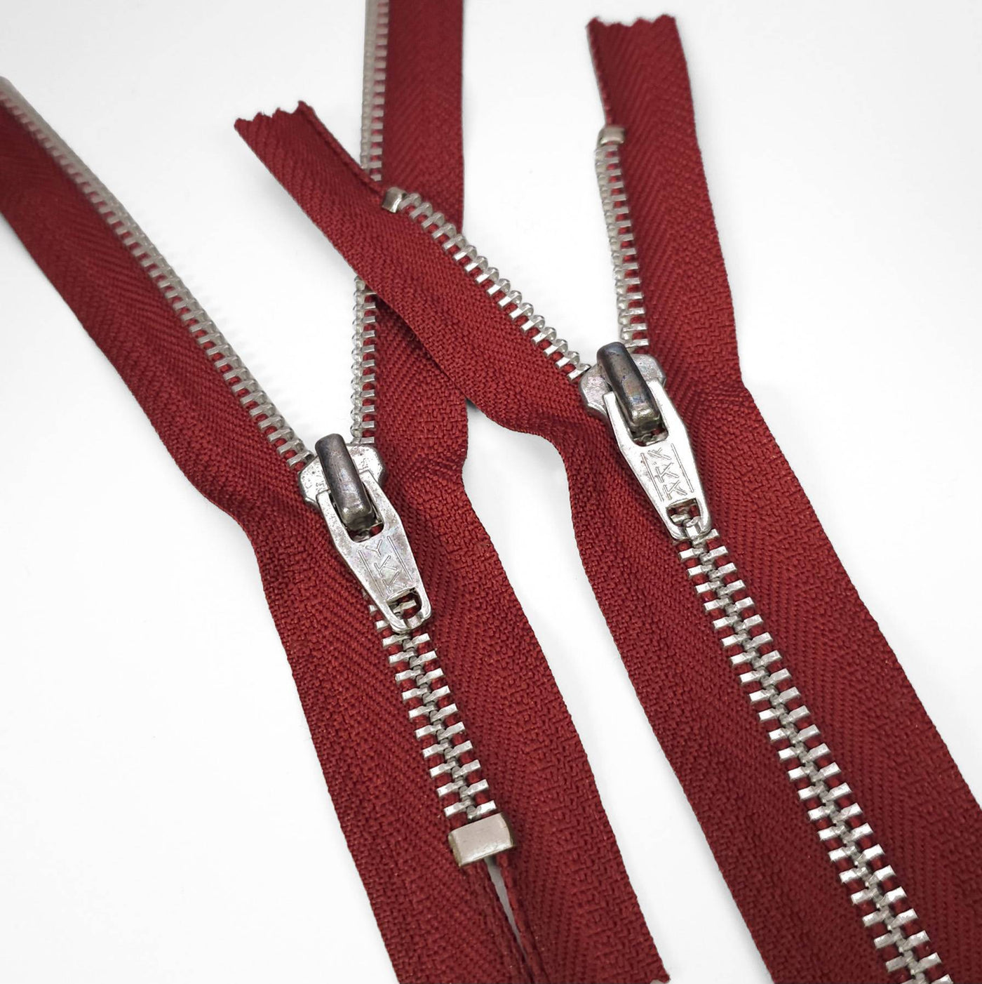 YKK | Closed End Zipper | Metal | Maroon Red | #5 | 6 1/4'' - 16 cm