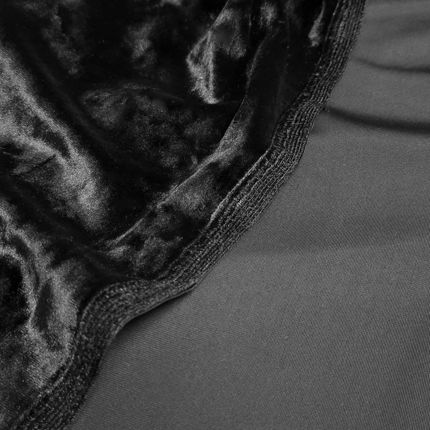 Crushed Stretch Velour | Black