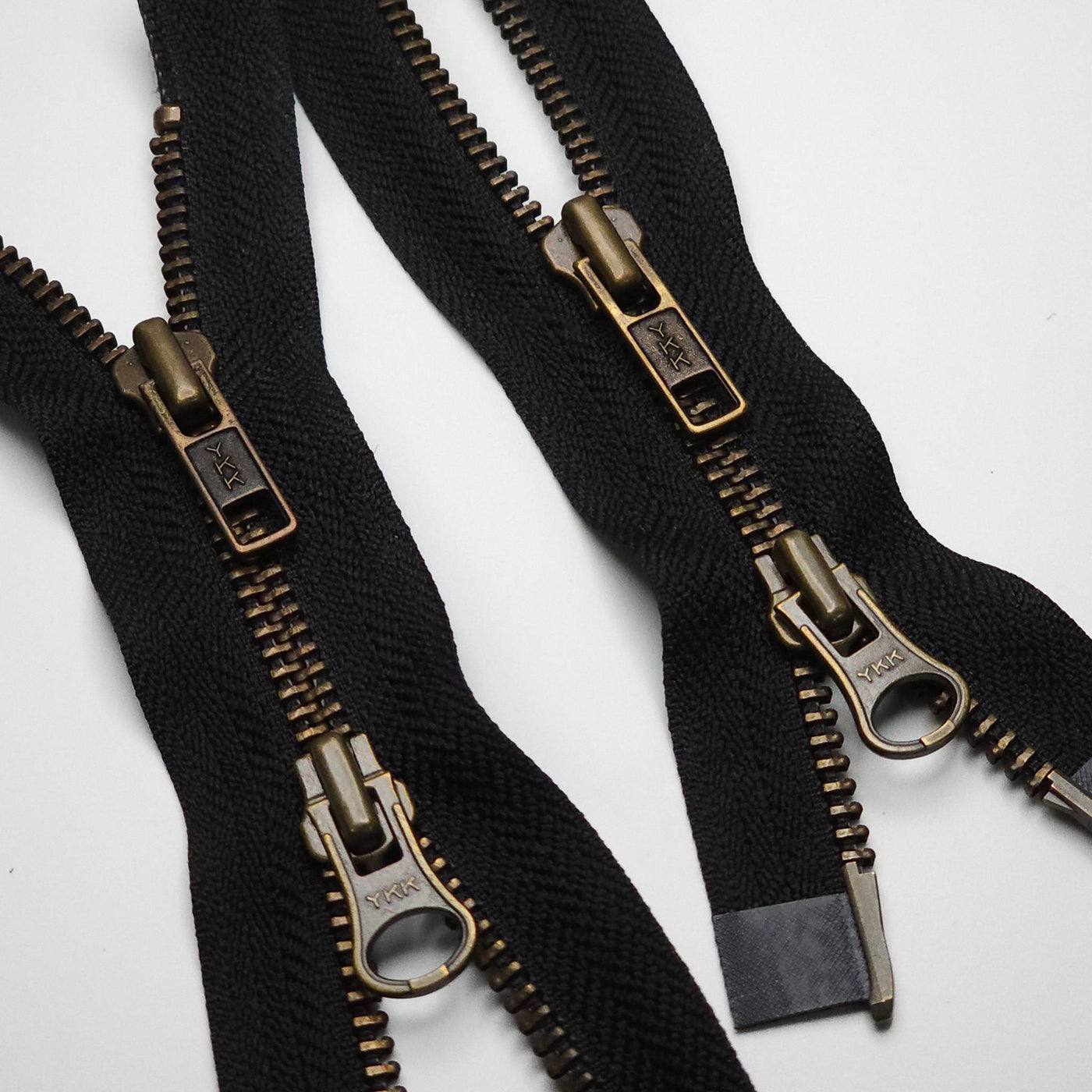 YKK | Open-End Zipper | Metal | 2 Ways | Black | #5 | 21'' - 53 cm