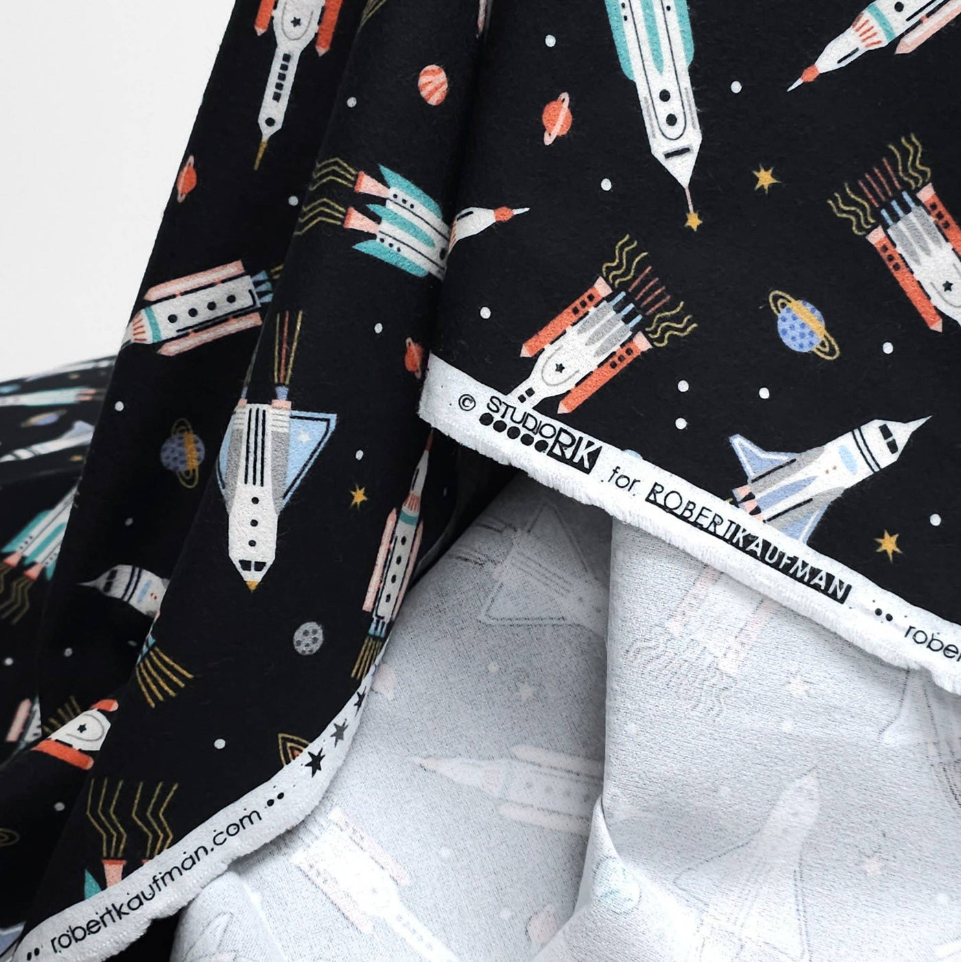 Astrobot Flannel | Black | Robert Kaufman