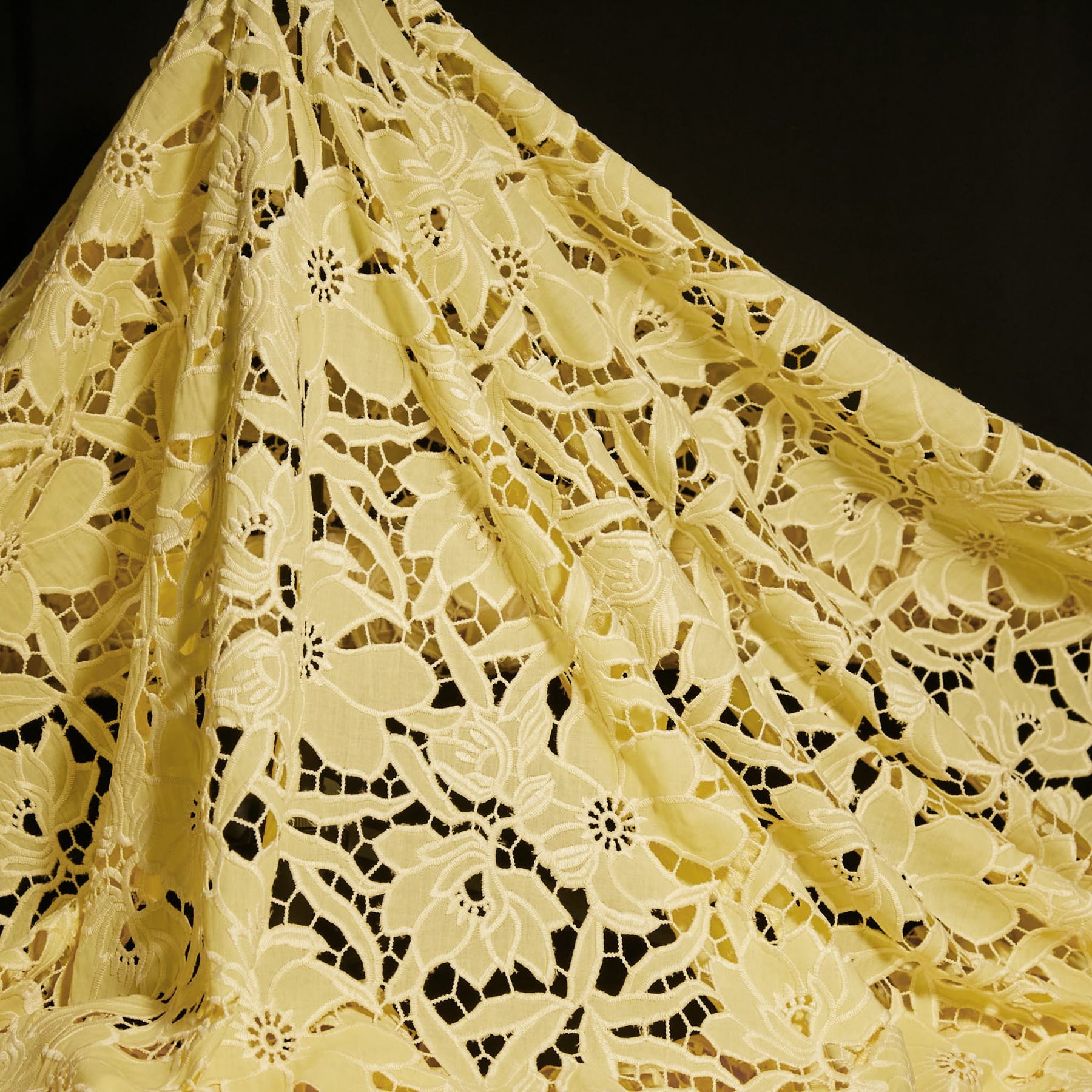 Butter Yellow Floral Cutwork Cotton | Les Tissées