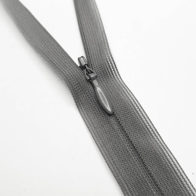 YKK | Closed End Invisible Zipper | #3 | 6 3/4'' - 17 cm